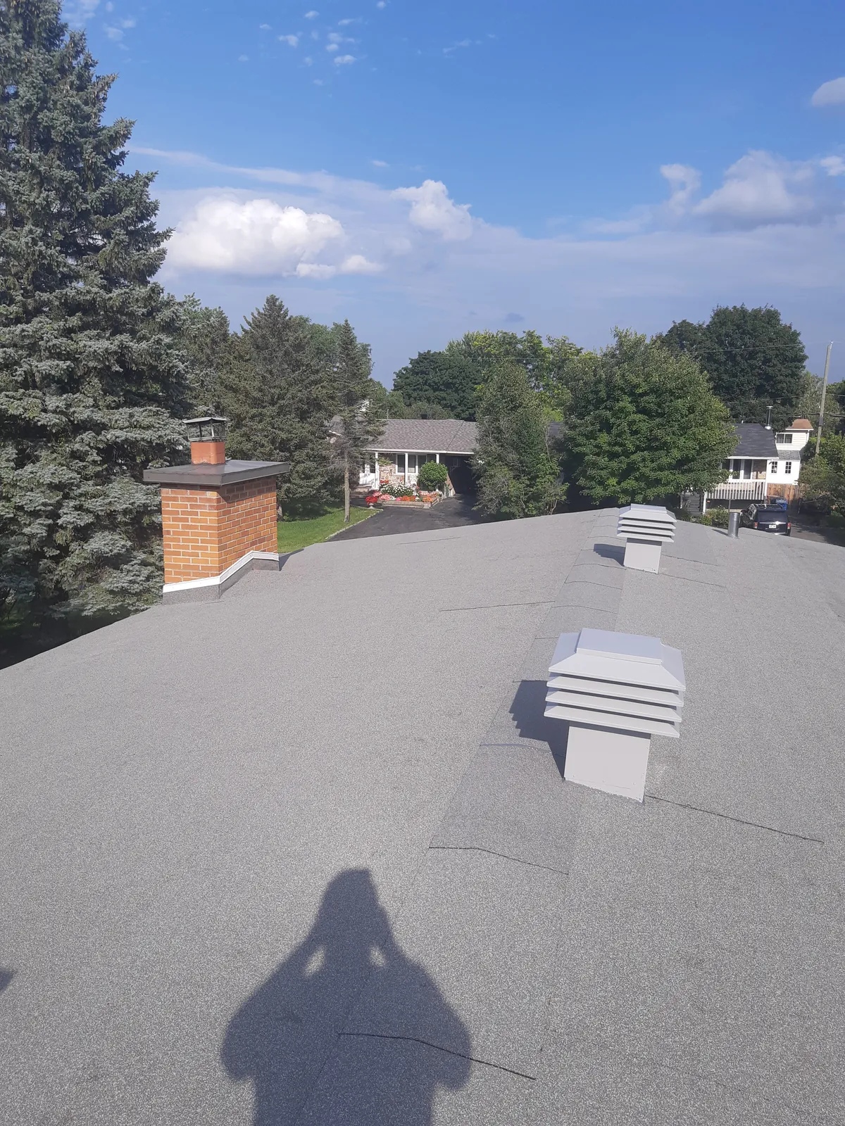 Sloped roof project in Montreal