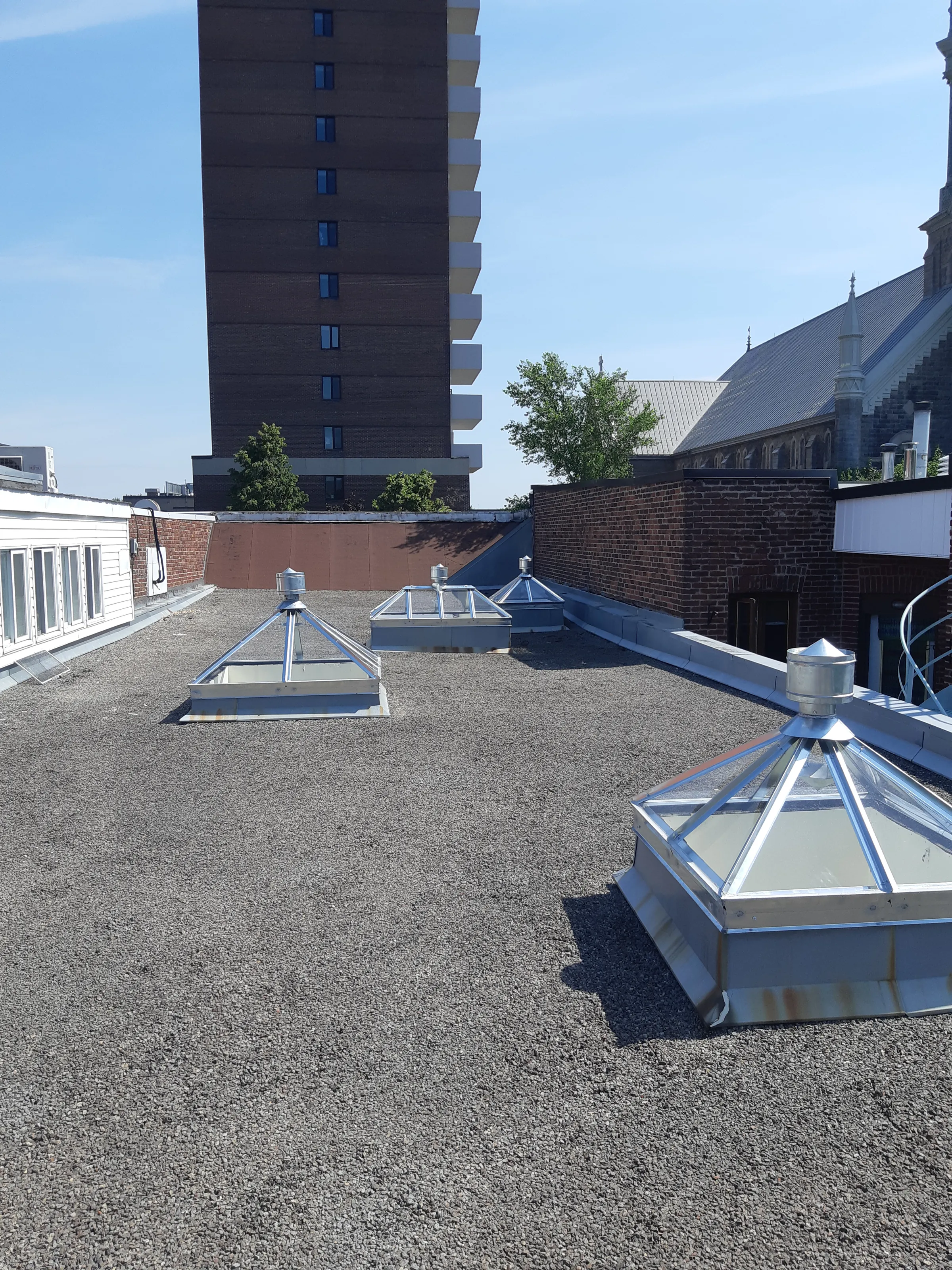 Pyramid skylights